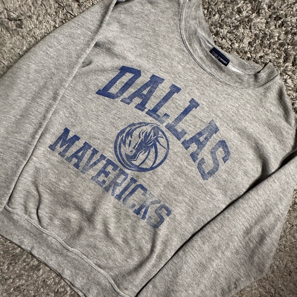 Dallas Mavericks Thin Crewneck